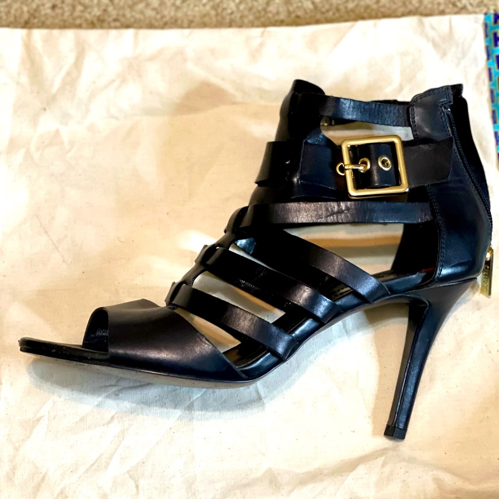Black Guess sandals. Gently worn once. Size 9 1/2